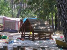 Cabane de l'aire de jeux